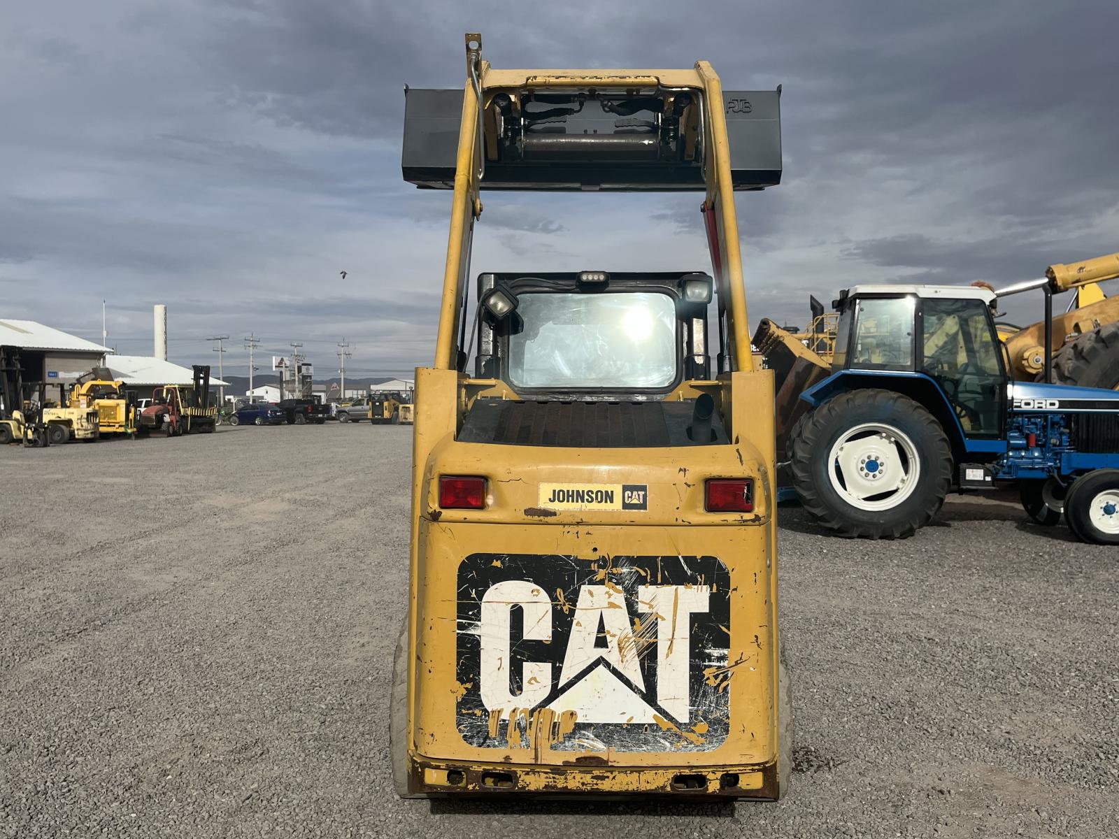 ./imagenes/INVOICE/2019/16885/MINICARGADOR CATERPILLAR 226B3 (15).JPG